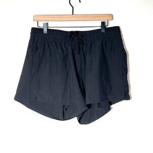 Kanu Surf black elastic waist casual windbreaker shorts size 12 B117